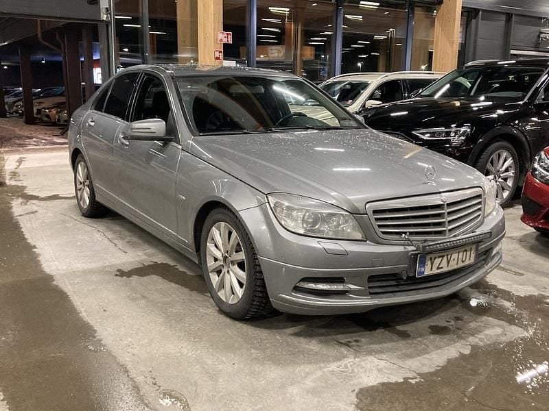 Käytetty 2011 Mercedes C250 Business Sedan | 10 900 € (Perustarjous) - Kuva 1/4