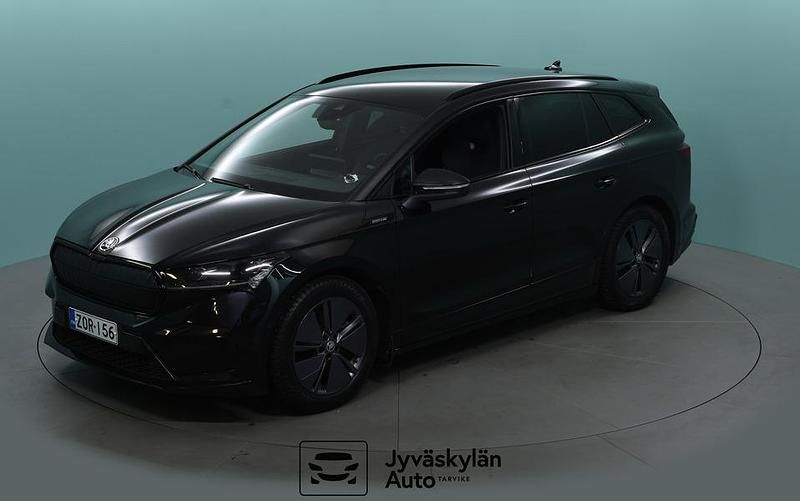 Musta Käytetty 2022 Skoda Enyaq iV SportLine Katumaasturi | 29 490 € (Hieman kallis) - Kuva 1/4