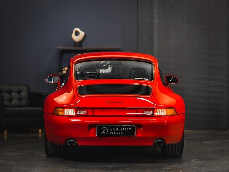 Käytetty Porsche 911 Carrera 272 HP (200 kW) 1994 Coupe - kaksiovinen