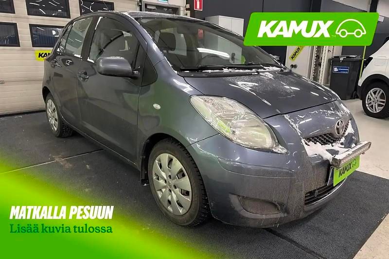 Sininen Käytetty 2009 Toyota Yaris Sol Sedan | 5 480 € (Kallis) - Kuva 1/3