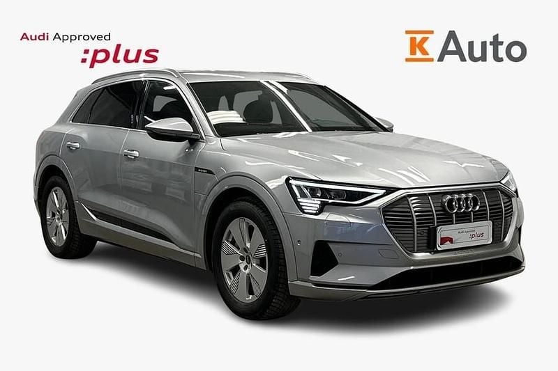 Käytetty Audi e-tron Advanced Plus 300 kW (408 HP) 2023 Katumaasturi