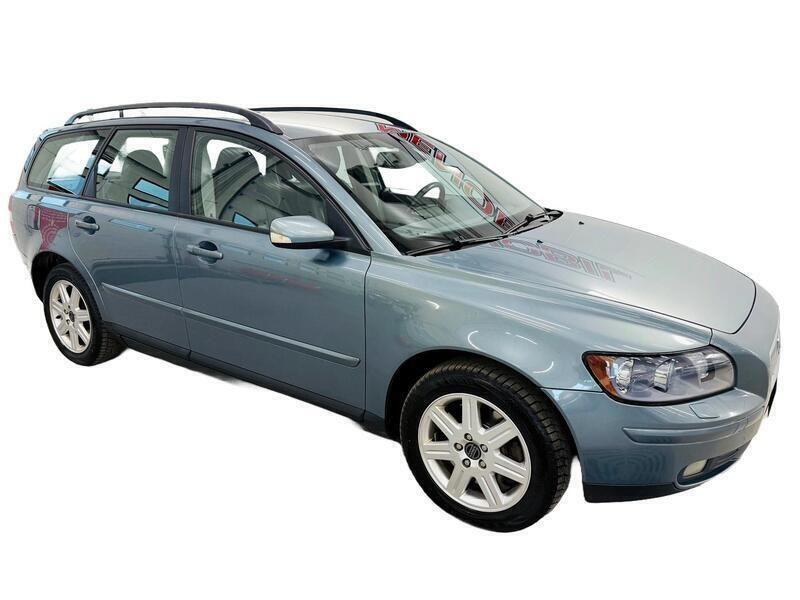 Käytetty 2005 Volvo V50 Summum Farmari | 3 950 € (Hyvä tarjous) - Kuva 1/4