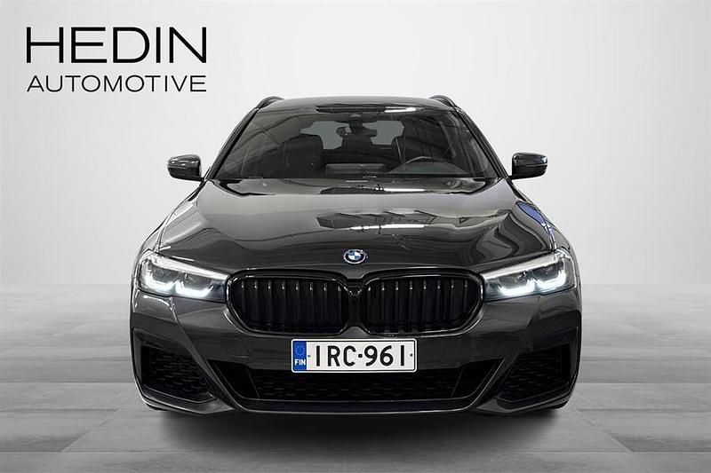 Käytetty BMW 530e M Sport 292 HP (214 kW) 2022 Farmari