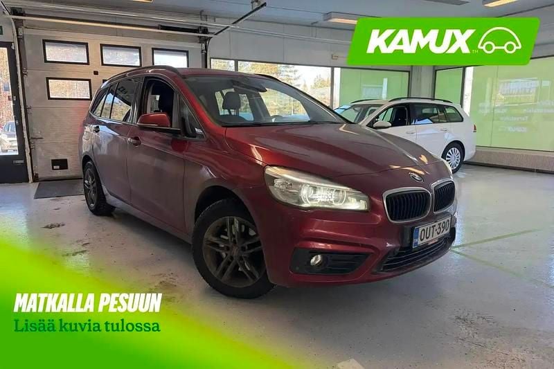 Käytetty BMW 218 Gran Tourer 136 HP (100 kW) 2015 Punainen Tila-auto