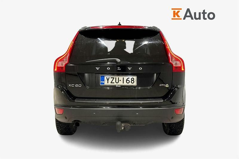Käytetty Volvo XC60 Business Edition 163 HP (119 kW) 2011 Musta Katumaasturi