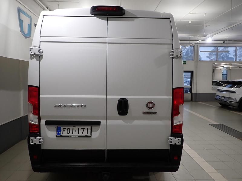 Käytetty Fiat Ducato 158 HP (116 kW) 2005 Punainen Van