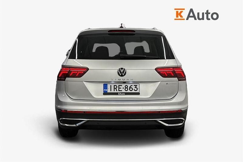 Käytetty VW Tiguan Business 245 HP (180 kW) 2023 Katumaasturi