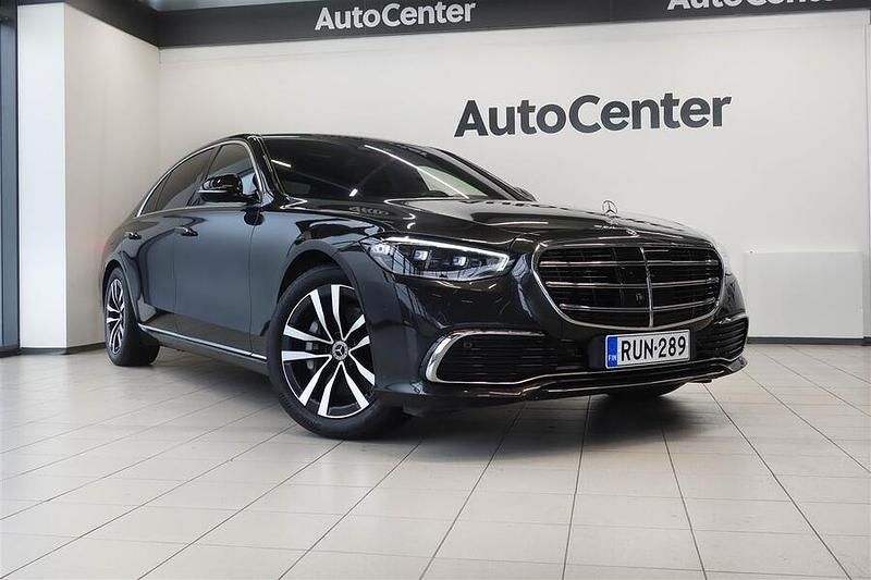 Harmaa Käytetty 2021 Mercedes S350 Sedan | 109 800 € - Kuva 1/4