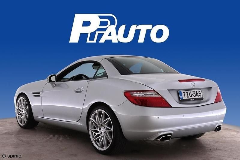Käytetty Mercedes SLK200 Premium 184 HP (135 kW) 2011 Avoauto