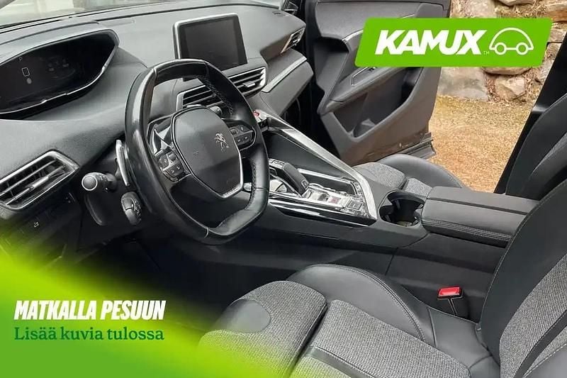Käytetty Peugeot 3008 Allure 131 HP (96 kW) 2020 Musta Katumaasturi