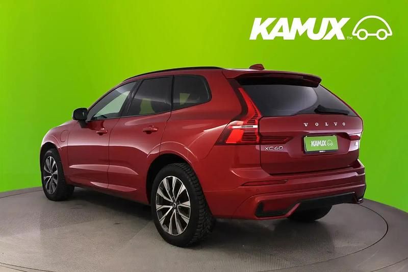 Käytetty Volvo XC60 R-Design 253 HP (186 kW) 2022 Punainen Katumaasturi