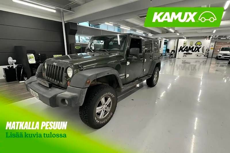 Käytetty Jeep Wrangler Unlimited Sport 177 HP (130 kW) 2007 Vihreä Katumaasturi