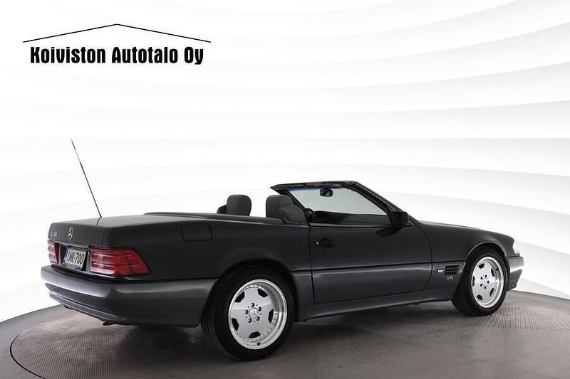 Käytetty Mercedes SL500 326 HP (239 kW) 1992 Avoauto