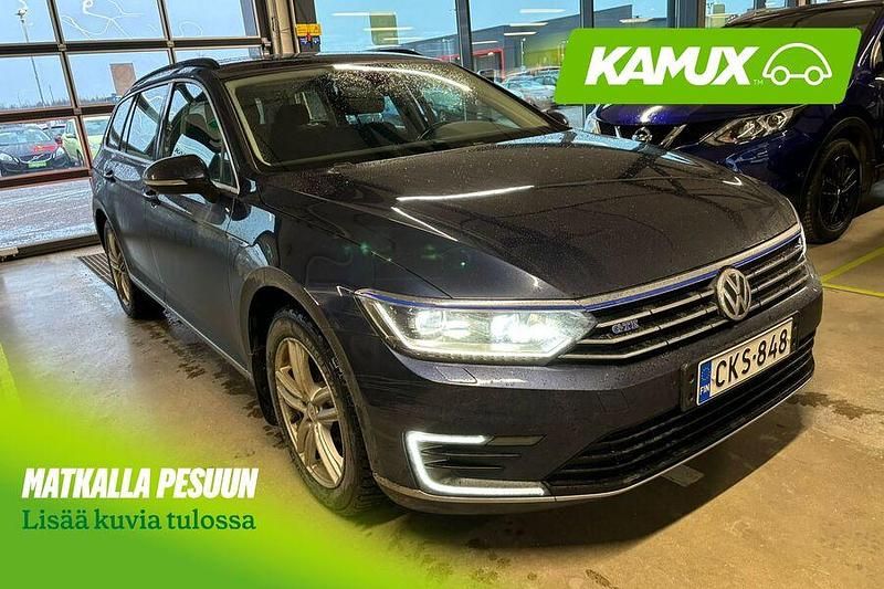 Käytetty 2017 VW Passat GTE Farmari | 13 900 € (Perustarjous) - Kuva 1/2