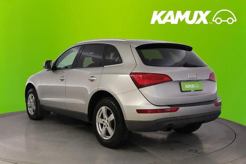 Käytetty Audi Q5 Business 177 HP (130 kW) 2012 Hopea / harmaa Katumaasturi