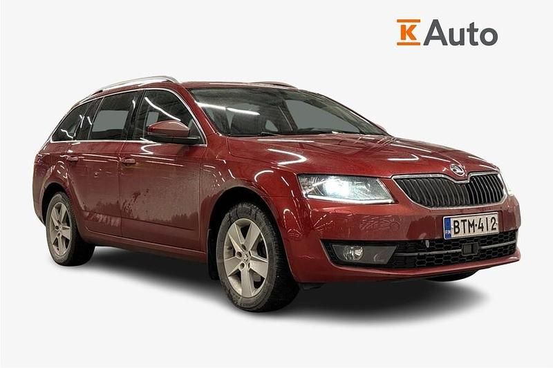 Käytetty Skoda Octavia Style 150 HP (110 kW) 2016 Punainen Viistoperä