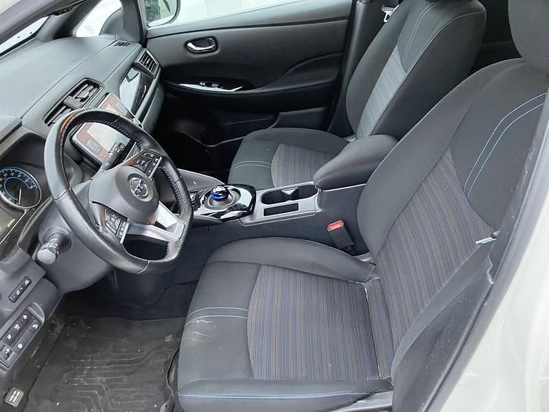 Käytetty Nissan Leaf 360º 160 kW (218 HP) 2022 Viistoperä