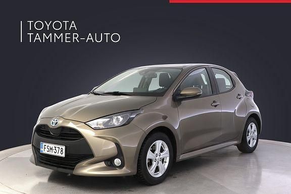 6x1 Käytetty 2022 Toyota Yaris Business Edition Viistoperä | 21 880 € (Hieman kallis) - Kuva 1/4