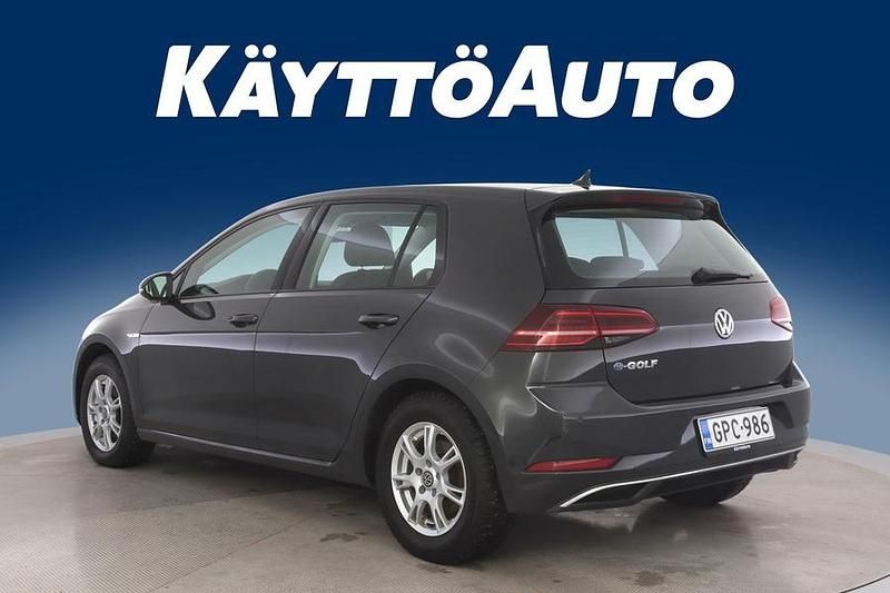 Käytetty VW e-Golf 100 kW (136 HP) 2018 Harmaa Viistoperä