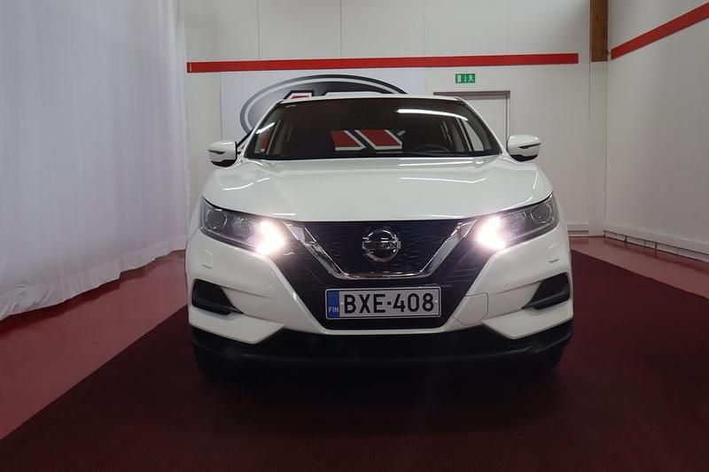 Käytetty Nissan Qashqai Visia 140 HP (102 kW) 2019 Katumaasturi