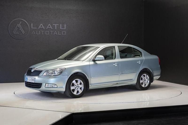 Käytetty 2009 Skoda Octavia Elegance Viistoperä | 4 690 € (Hyvä tarjous) - Kuva 1/4