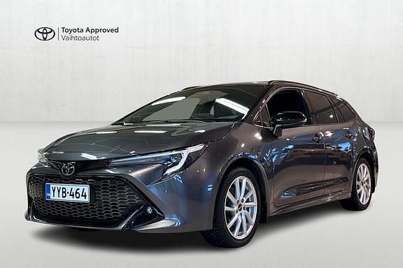Harmaa Käytetty 2024 Toyota Corolla Sport Farmari | 37 490 € (Hieman kallis) - Kuva 1/4