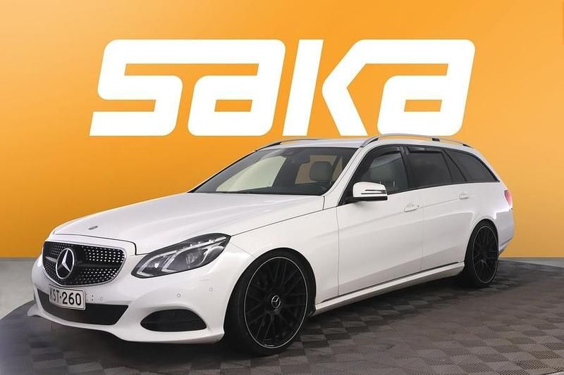 Käytetty Mercedes E300 Avantgarde 204 HP (150 kW) 2014 Farmari