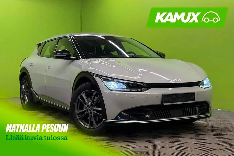 Käytetty Kia EV6 167 kW (228 HP) 2022 Hopea / harmaa Katumaasturi