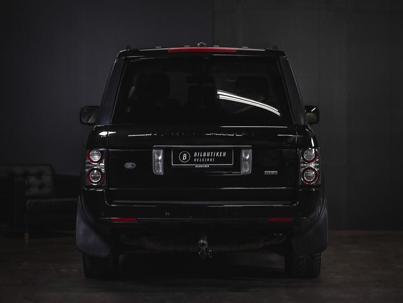 Käytetty Land Rover Range Rover Vogue SE 313 HP (230 kW) 2011 Katumaasturi