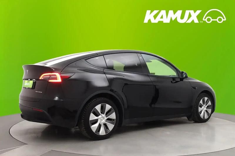 Käytetty Tesla Model Y 258 kW (351 HP) 2022 Musta Katumaasturi