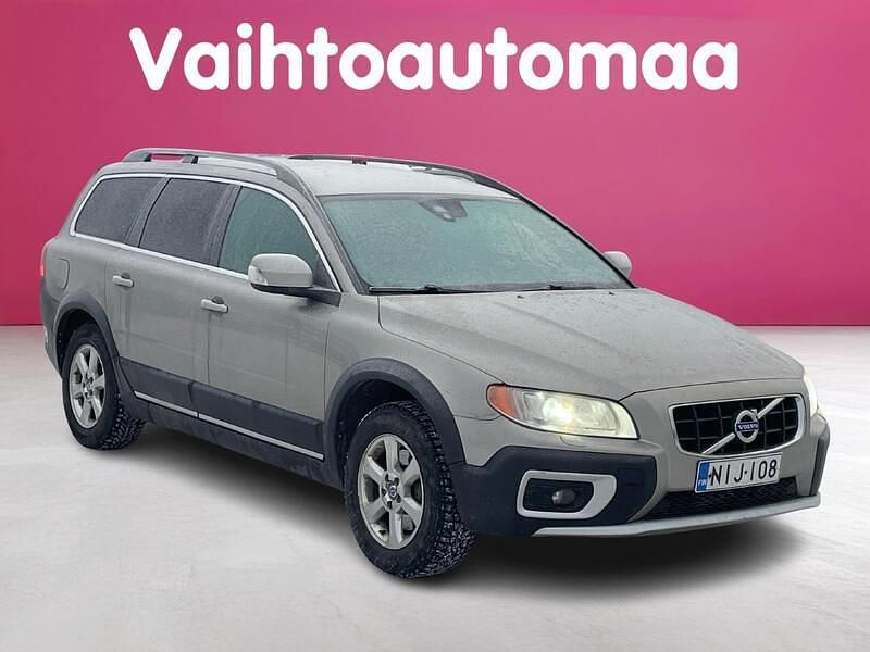 Käytetty 2011 Volvo XC70 Summum Farmari | 7 990 € (Perustarjous) - Kuva 1/3