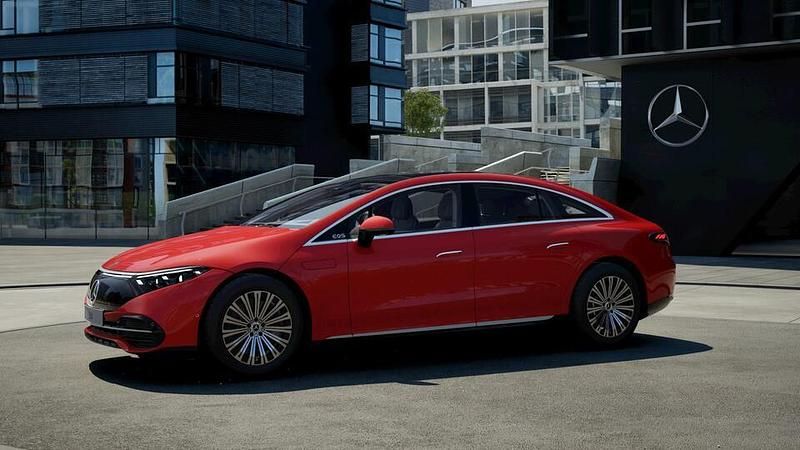 Käytetty Mercedes EQS580 Premium 385 kW (524 HP) 2022 Punainen Sedan