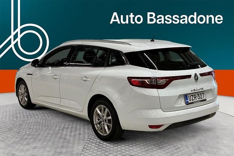 Käytetty Renault Mégane GrandTour 132 HP (97 kW) 2017 Farmari