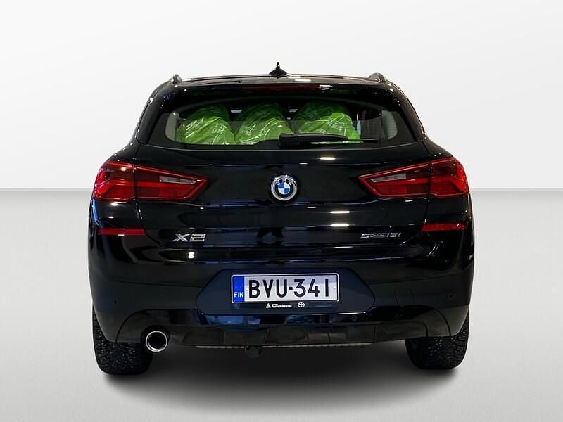 Käytetty BMW X2 140 HP (102 kW) 2019 Musta Katumaasturi