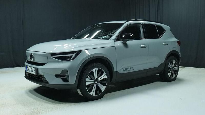 Käytetty 2025 Volvo EX40 Plus Katumaasturi | 46 800 € (Hyvä tarjous) - Kuva 1/3