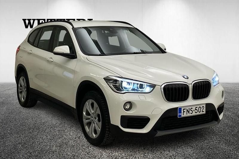 Käytetty BMW X1 150 HP (110 kW) 2019 Valkoinen Katumaasturi