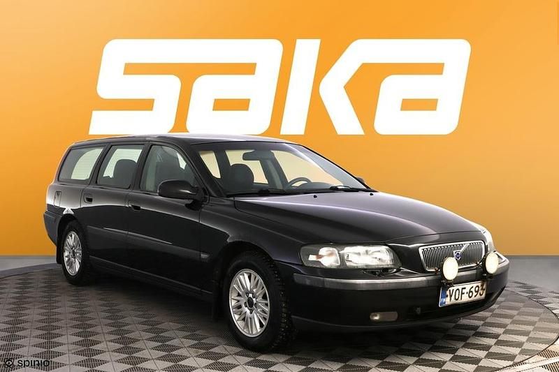Käytetty 2002 Volvo V70 Farmari | 3 900 € (Hieman kallis) - Kuva 1/3
