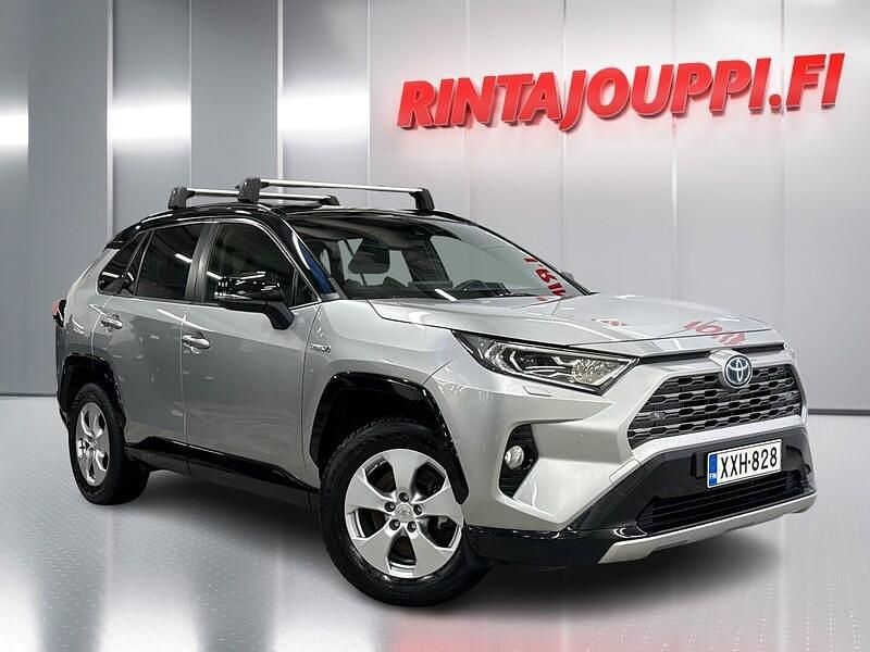 Käytetty Toyota RAV4 Hybrid Style 218 HP (160 kW) 2020 Hopea Katumaasturi
