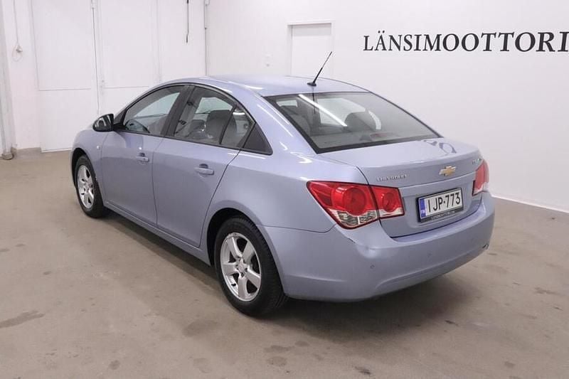 Käytetty Chevrolet Cruze LS 113 HP (83 kW) 2011 Sedan