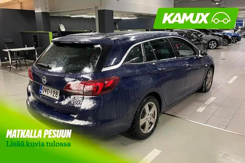 Käytetty Opel Astra Innovation 136 HP (100 kW) 2016 Sininen Farmari