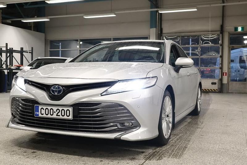 Käytetty 2020 Toyota Camry Style Sedan | 24 990 € (Perustarjous) - Kuva 1/1