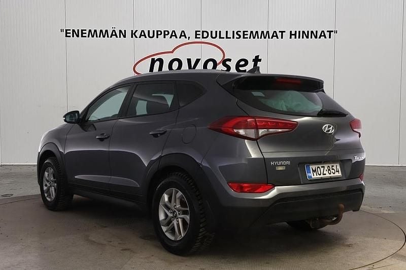Käytetty Hyundai Tucson Comfort 132 HP (97 kW) 2016 Harmaa Katumaasturi