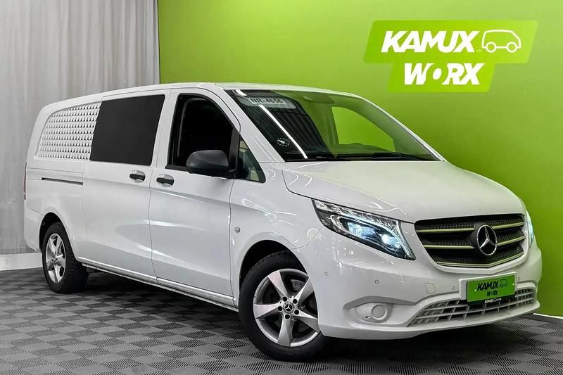 Valkoinen Käytetty 2020 Mercedes Vito Tila-auto | 33 900 € (Kallis) - Kuva 1/4
