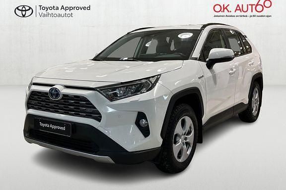Käytetty Toyota RAV4 Active 176 HP (129 kW) 2022 040 valkoinen Katumaasturi
