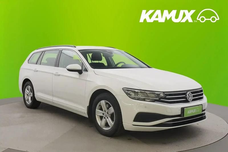 Valkoinen Käytetty 2020 VW Passat Style Farmari | 18 880 € (Hyvä tarjous) - Kuva 1/4