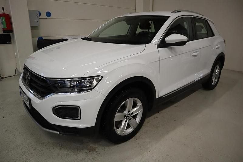 Valkoinen Käytetty 2021 VW T-Roc Sportline Katumaasturi | 28 500 € (Perustarjous) - Kuva 1/4