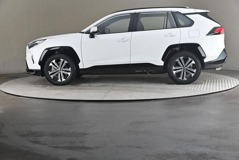 Käytetty Toyota RAV4 Hybrid Active 306 HP (225 kW) 2025 Katumaasturi