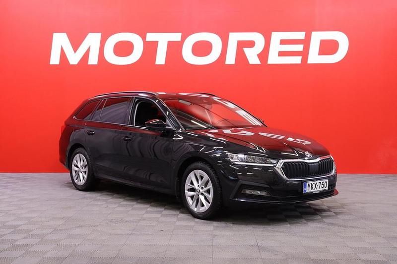Käytetty 2022 Skoda Octavia Ambition Farmari | 22 800 € (Supertarjous) - Kuva 1/3