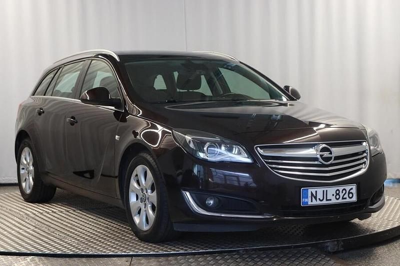 Käytetty Opel Insignia Edition 170 HP (125 kW) 2014 Farmari