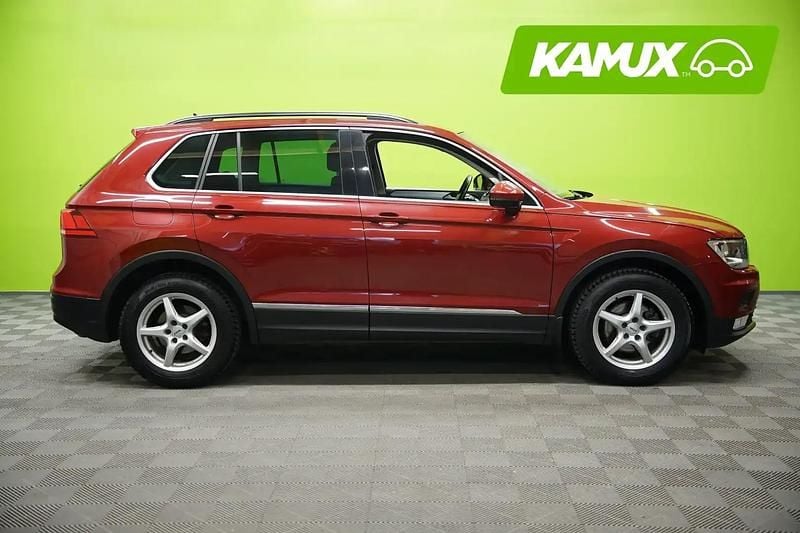 Käytetty VW Tiguan Comfortline 150 HP (110 kW) 2017 Punainen Katumaasturi